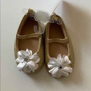 ⭐️Glittered shoes (5/$20)